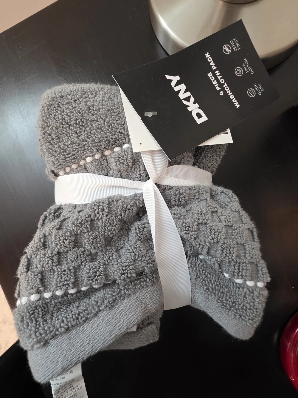 DKNY Grey 4-Piece Men’s Washcloth Pack